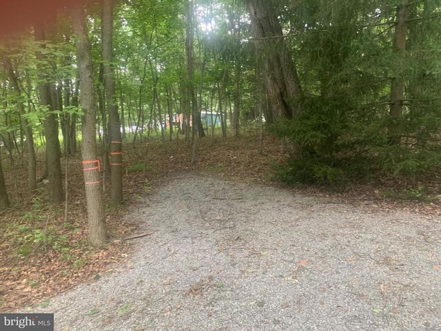 15677 DOGWOOD DR, Fort Loudon, PA 17224