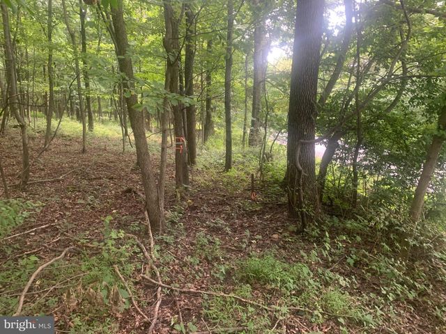 15677 DOGWOOD DR, Fort Loudon, PA 17224