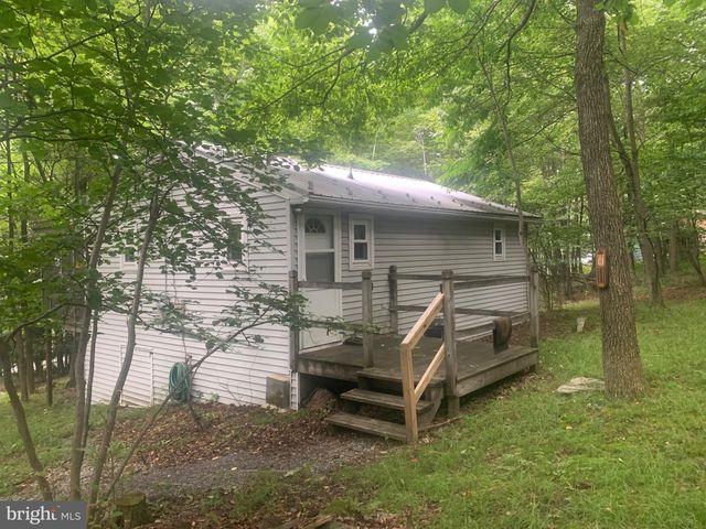 15677 DOGWOOD DR, Fort Loudon, PA 17224