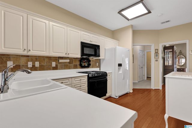 426 N LAKE ROAD, Hoover, AL 35242