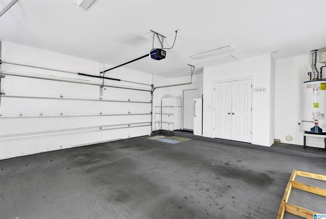 426 N LAKE ROAD, Hoover, AL 35242