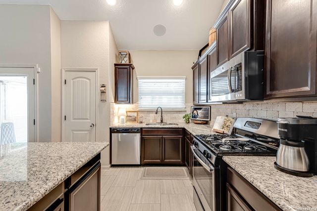 3021 Sandstone, New Braunfels, TX 78130