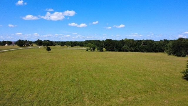 225 Admirals Court, Dodd City, TX 75438