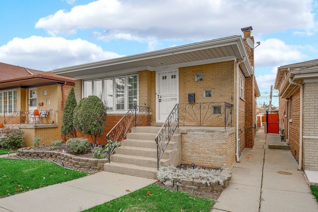 6323 S Lamon Avenue, Chicago, IL 60638
