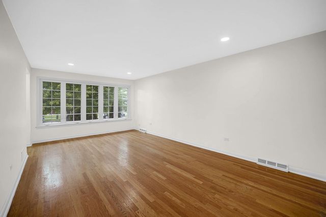 6323 S Lamon Avenue, Chicago, IL 60638