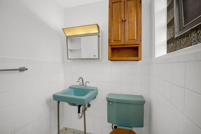 6323 S Lamon Avenue, Chicago, IL 60638