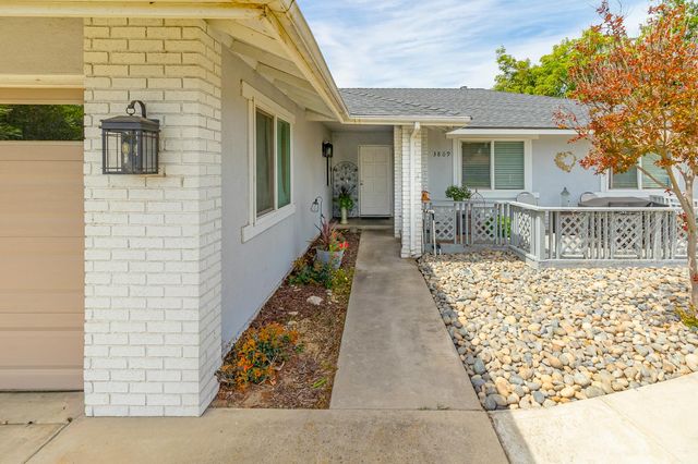 3809 Longbridge Dr, Modesto, CA 95356