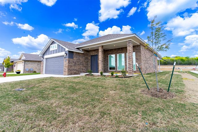 27229 E 109th Street S, Coweta, OK 74429