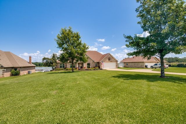305 Rs County Road 3390, Emory, TX 75440