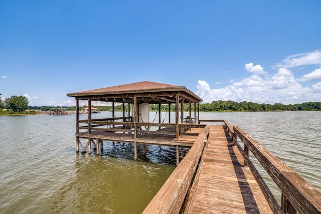 305 Rs County Road 3390, Emory, TX 75440