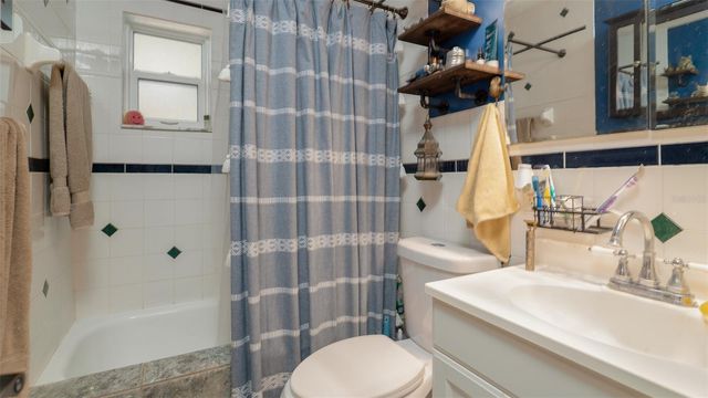 5508 9TH AVENUE N, St Petersburg, FL 33710