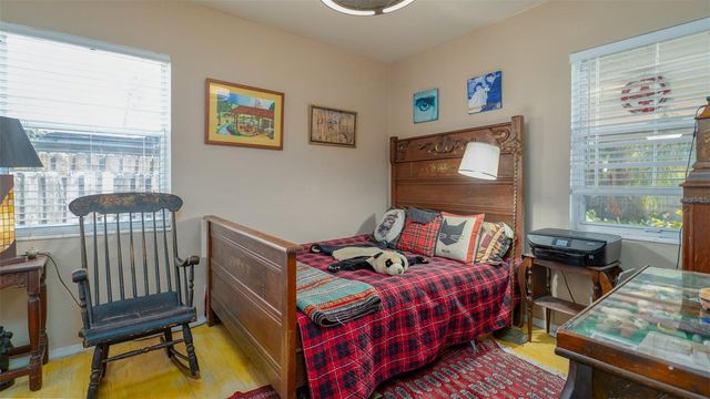 5508 9TH AVENUE N, St Petersburg, FL 33710