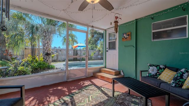 5508 9TH AVENUE N, St Petersburg, FL 33710