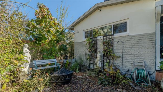 5508 9TH AVENUE N, St Petersburg, FL 33710