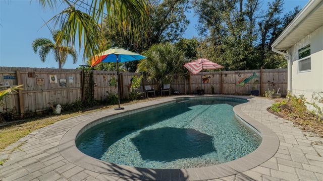 5508 9TH AVENUE N, St Petersburg, FL 33710