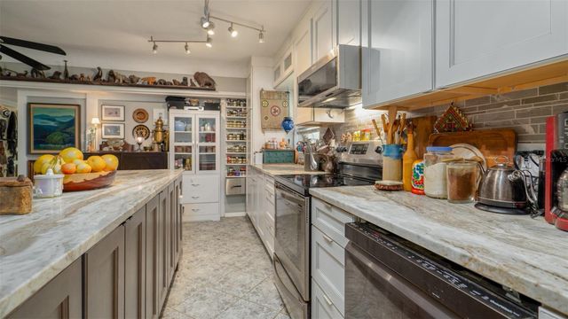 5508 9TH AVENUE N, St Petersburg, FL 33710