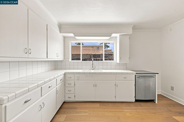 1455 Mckendrie St, San Jose, CA 95126