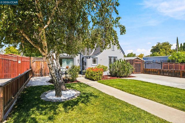 1455 Mckendrie St, San Jose, CA 95126
