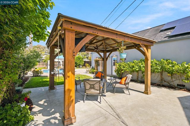1455 Mckendrie St, San Jose, CA 95126