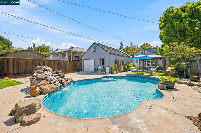 1455 Mckendrie St, San Jose, CA 95126