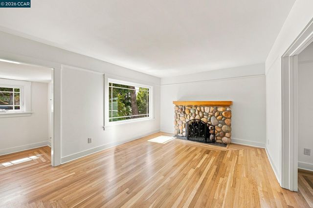 1455 Mckendrie St, San Jose, CA 95126