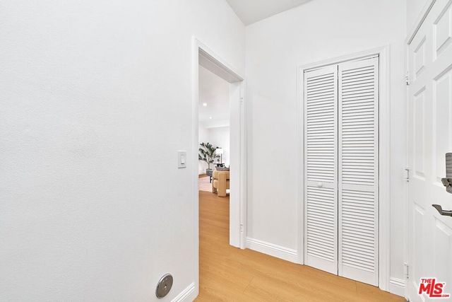 646 N Sierra Bonita Avenue, Los Angeles, CA 90036