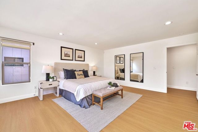 646 N Sierra Bonita Avenue, Los Angeles, CA 90036