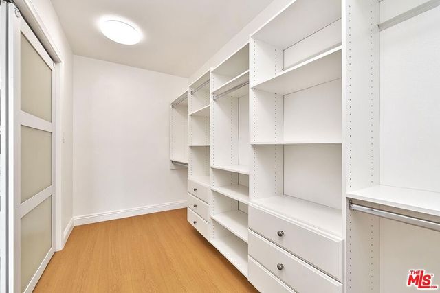 646 N Sierra Bonita Avenue, Los Angeles, CA 90036