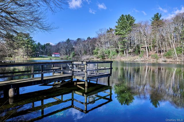 39 Pitio Road, Glen Spey, NY 12737