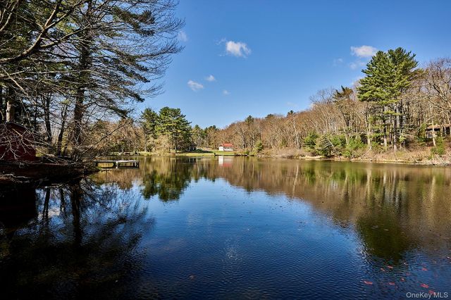 39 Pitio Road, Glen Spey, NY 12737