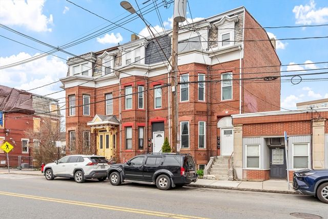 126 Washington Ave 2, Chelsea, MA 02150