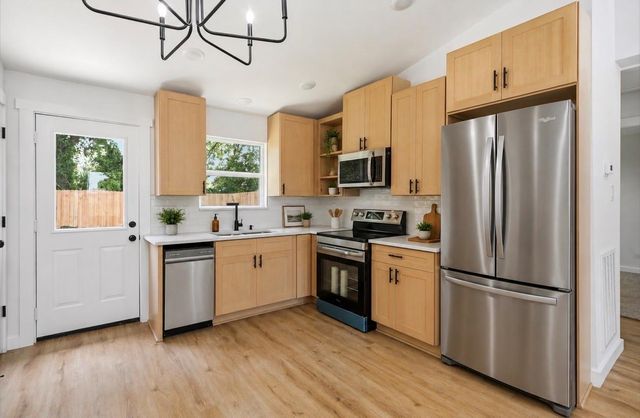 6707 New York Street, Houston, TX 77021