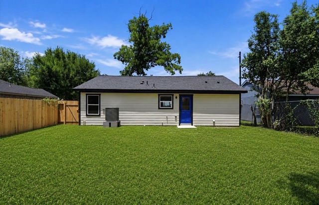 6707 New York Street, Houston, TX 77021