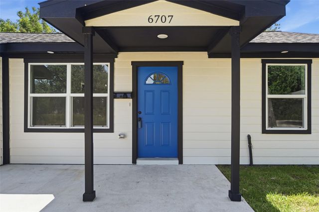 6707 New York Street, Houston, TX 77021