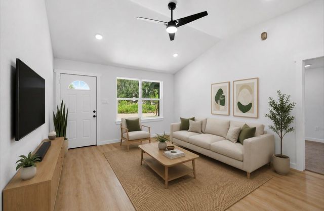 6707 New York Street, Houston, TX 77021