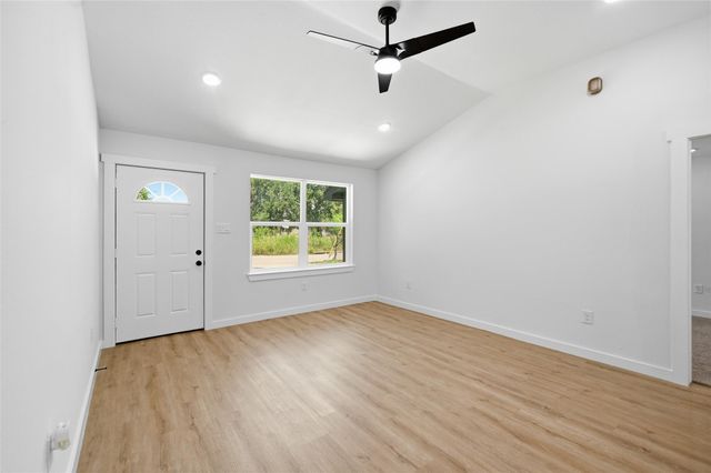 6707 New York Street, Houston, TX 77021
