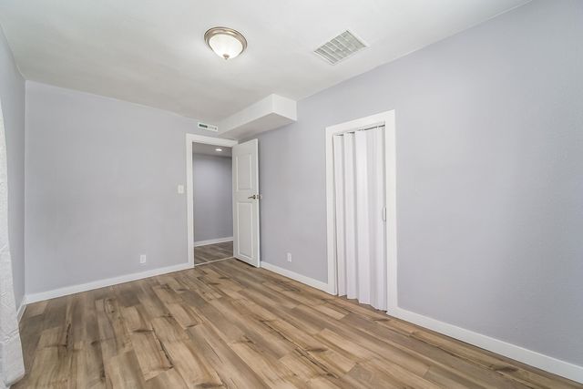 706 N Piatt Ave, Wichita, KS 67214