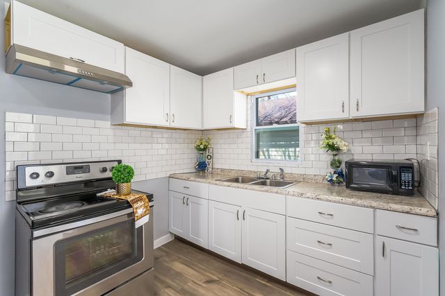 706 N Piatt Ave, Wichita, KS 67214