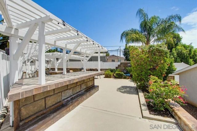 13236 Ryans Way, Lakeside, CA 92040