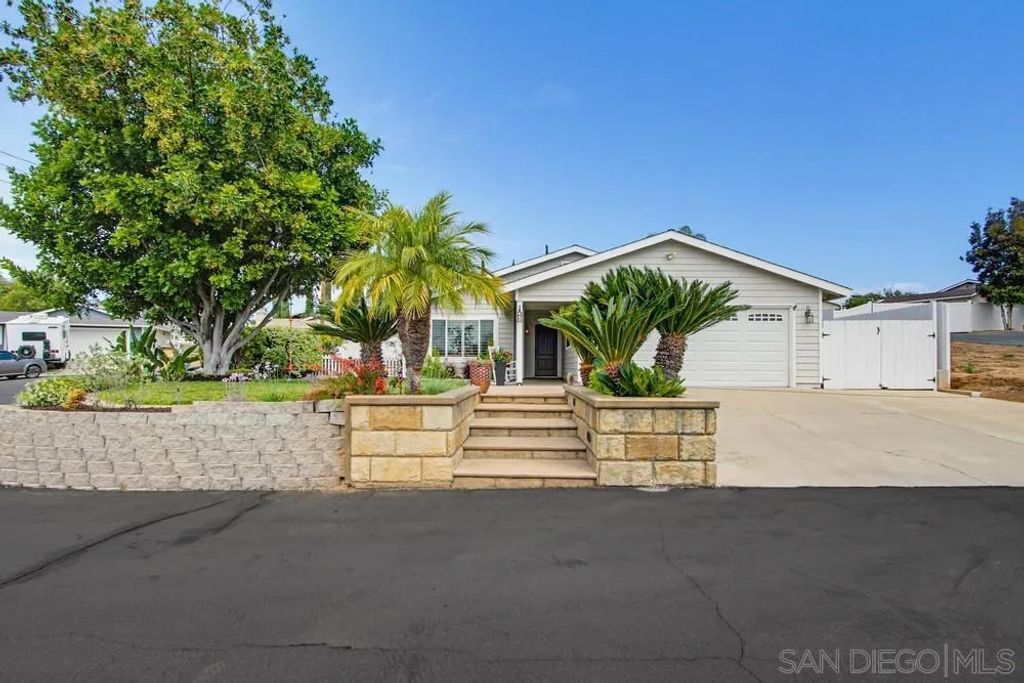 13236 Ryans Way, Lakeside, CA 92040