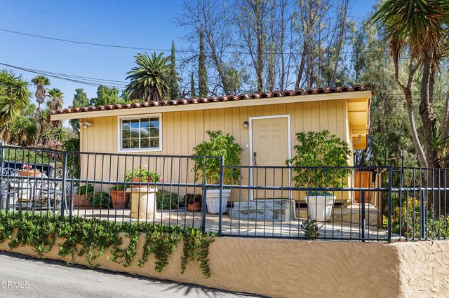 65 Wicks Road, Moorpark, CA 93021