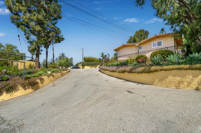 65 Wicks Road, Moorpark, CA 93021