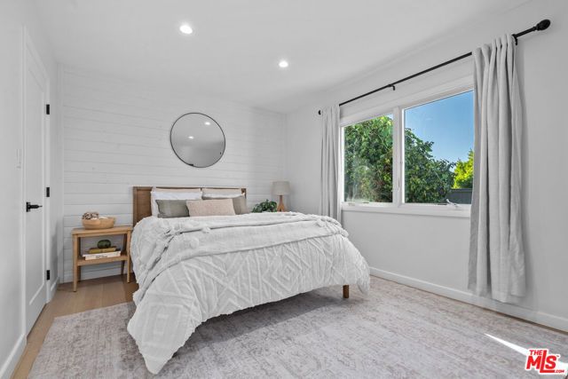 241 Calle Mayor, Redondo Beach, CA 90277
