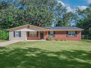 822 Watt Drive, Tallahassee, FL 32303