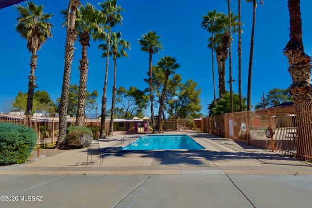 350 N Silverbell Rd Apt 116, Tucson, AZ 85745