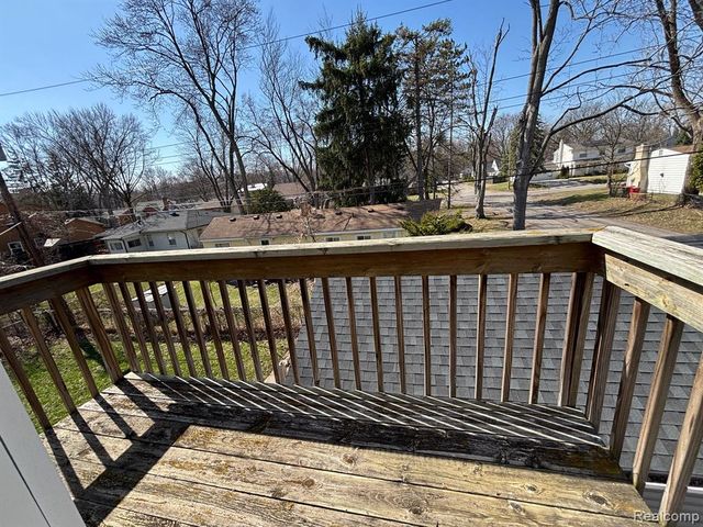 30559 Marshall Street, Southfield, MI 48076