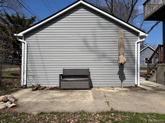 30559 Marshall Street, Southfield, MI 48076