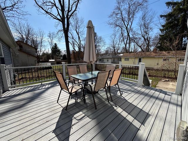 30559 Marshall Street, Southfield, MI 48076