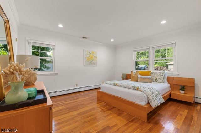 42 Sherwood Dr, New Providence Boro, NJ 07974