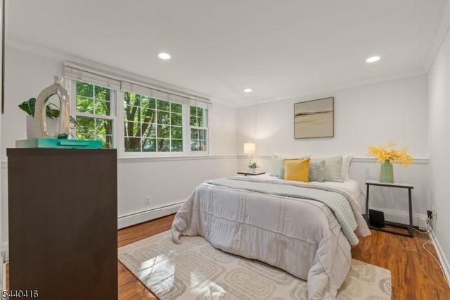 42 Sherwood Dr, New Providence Boro, NJ 07974
